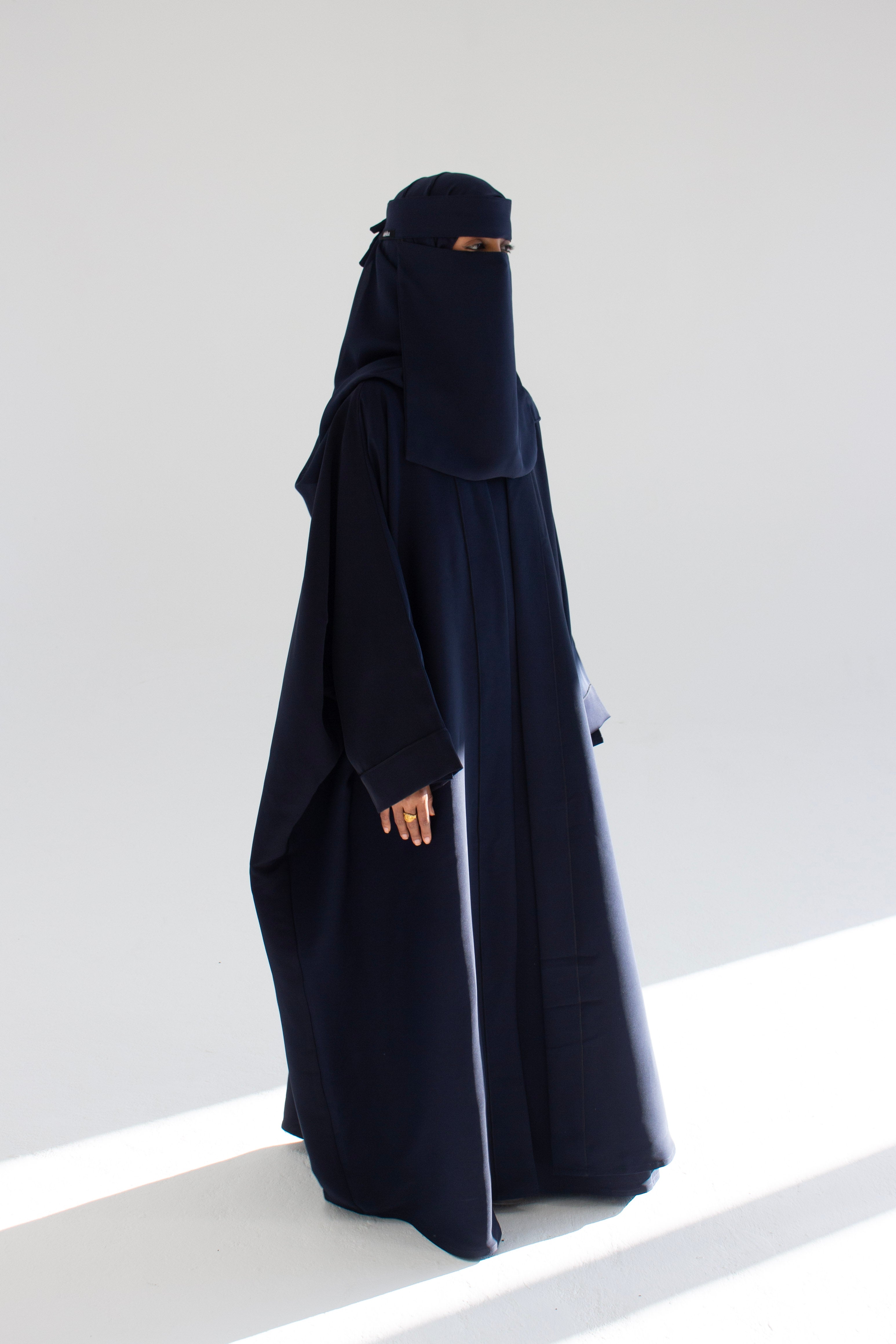 Kuhli كحلي Open Abaya