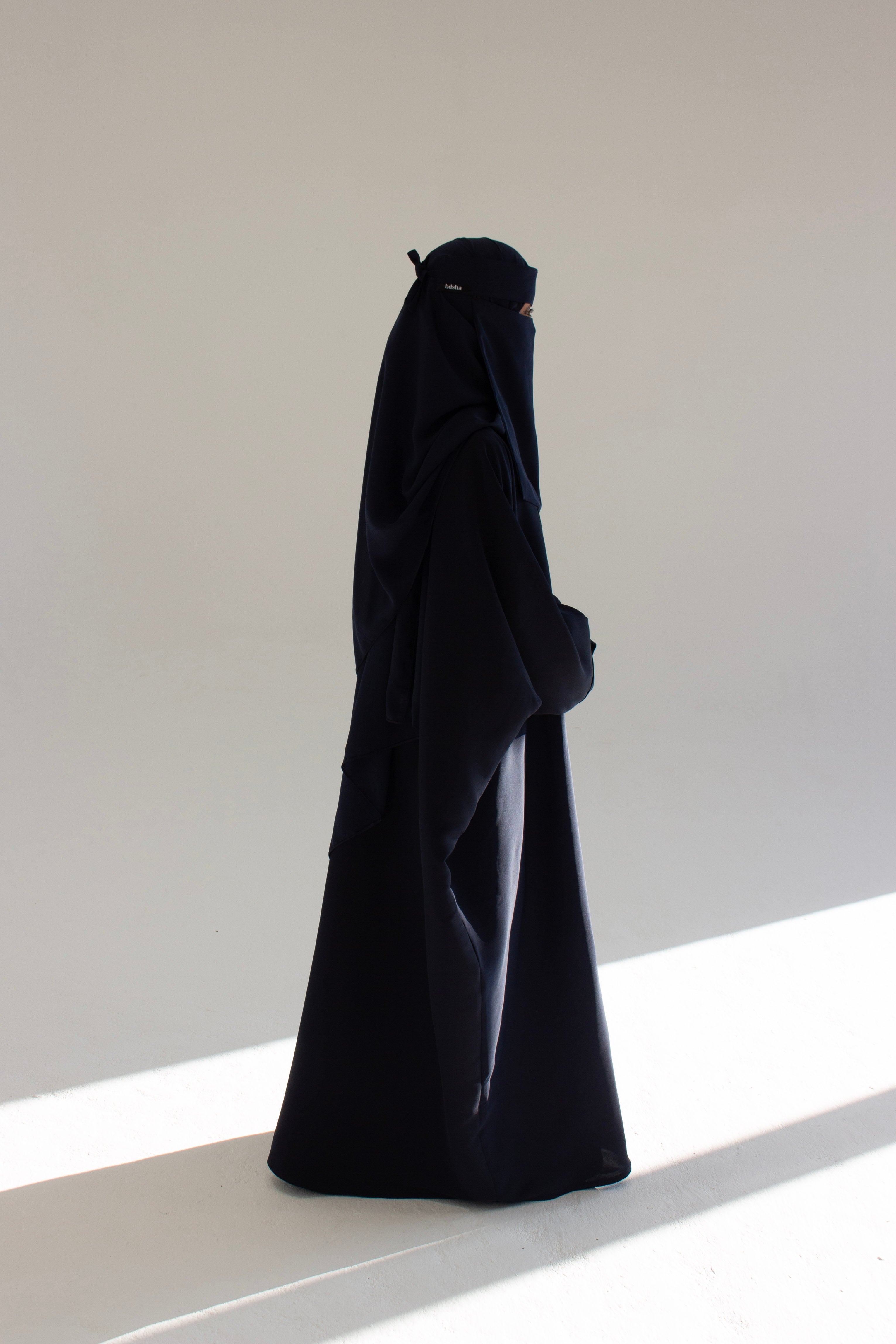 Kuhli كحلي Open Abaya