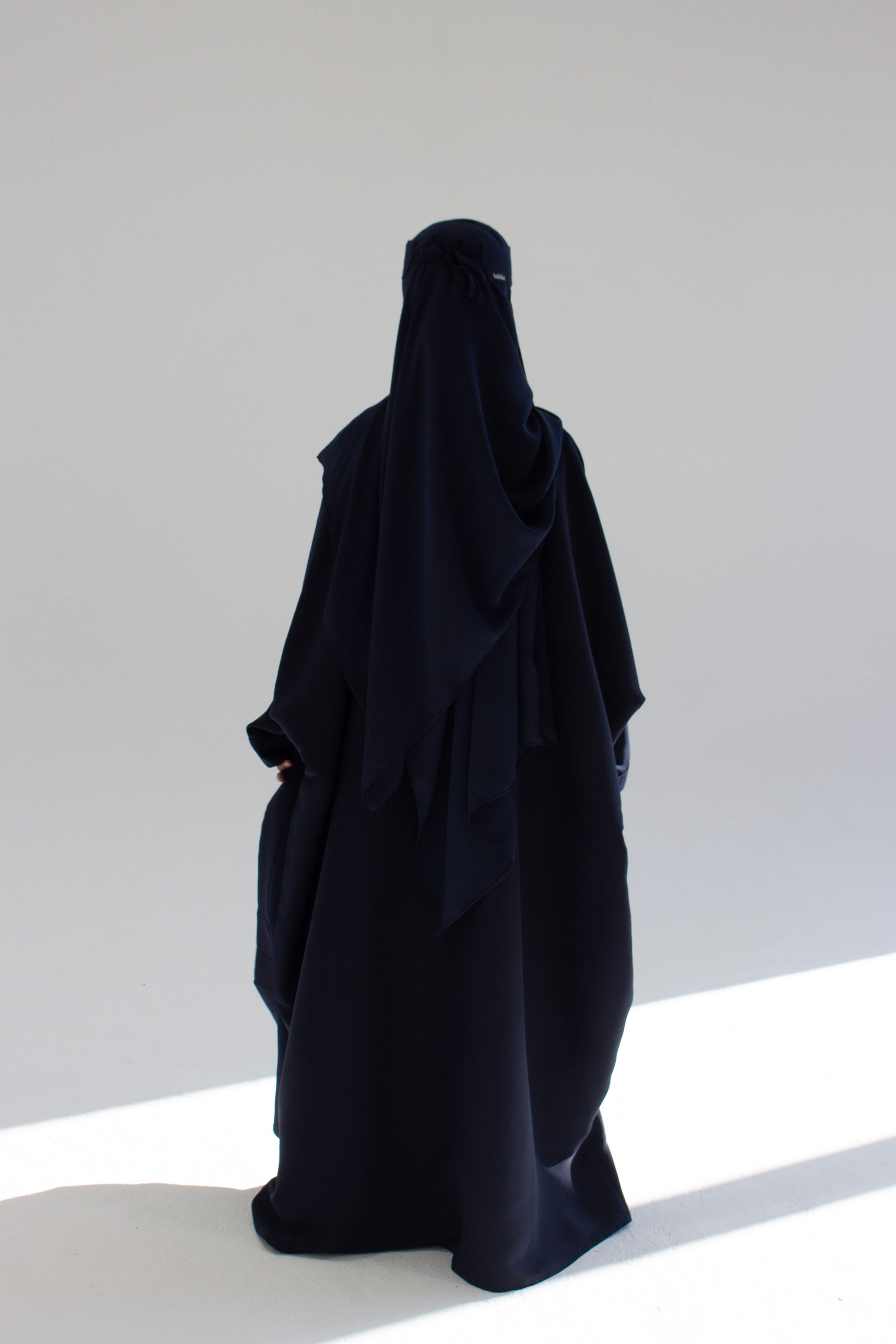 Kuhli كحلي Open Abaya