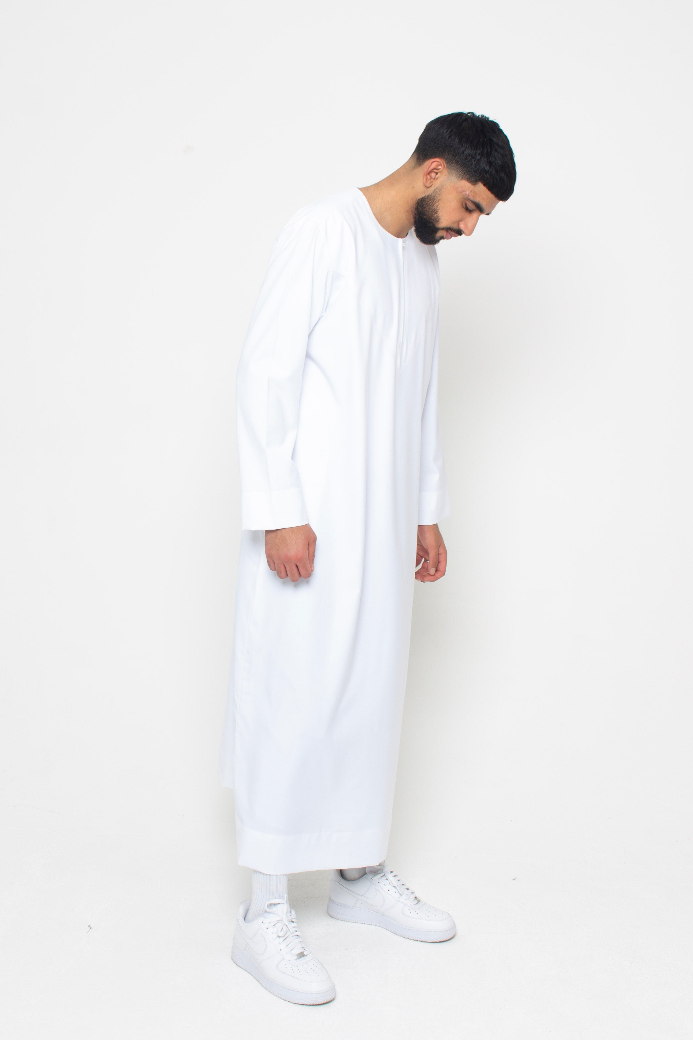 White Emirati Thobe