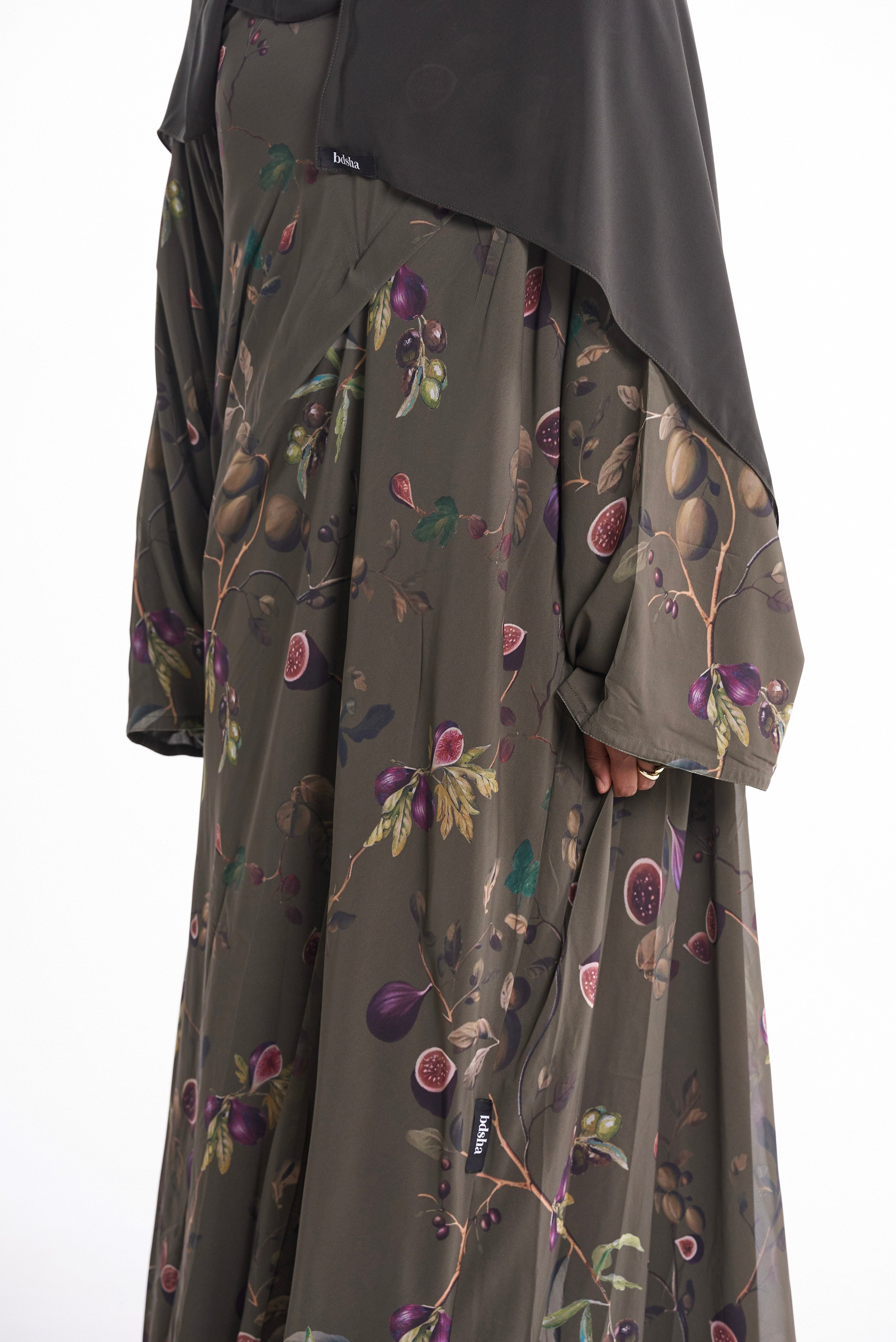 Fig & Olive Printed Open Abaya