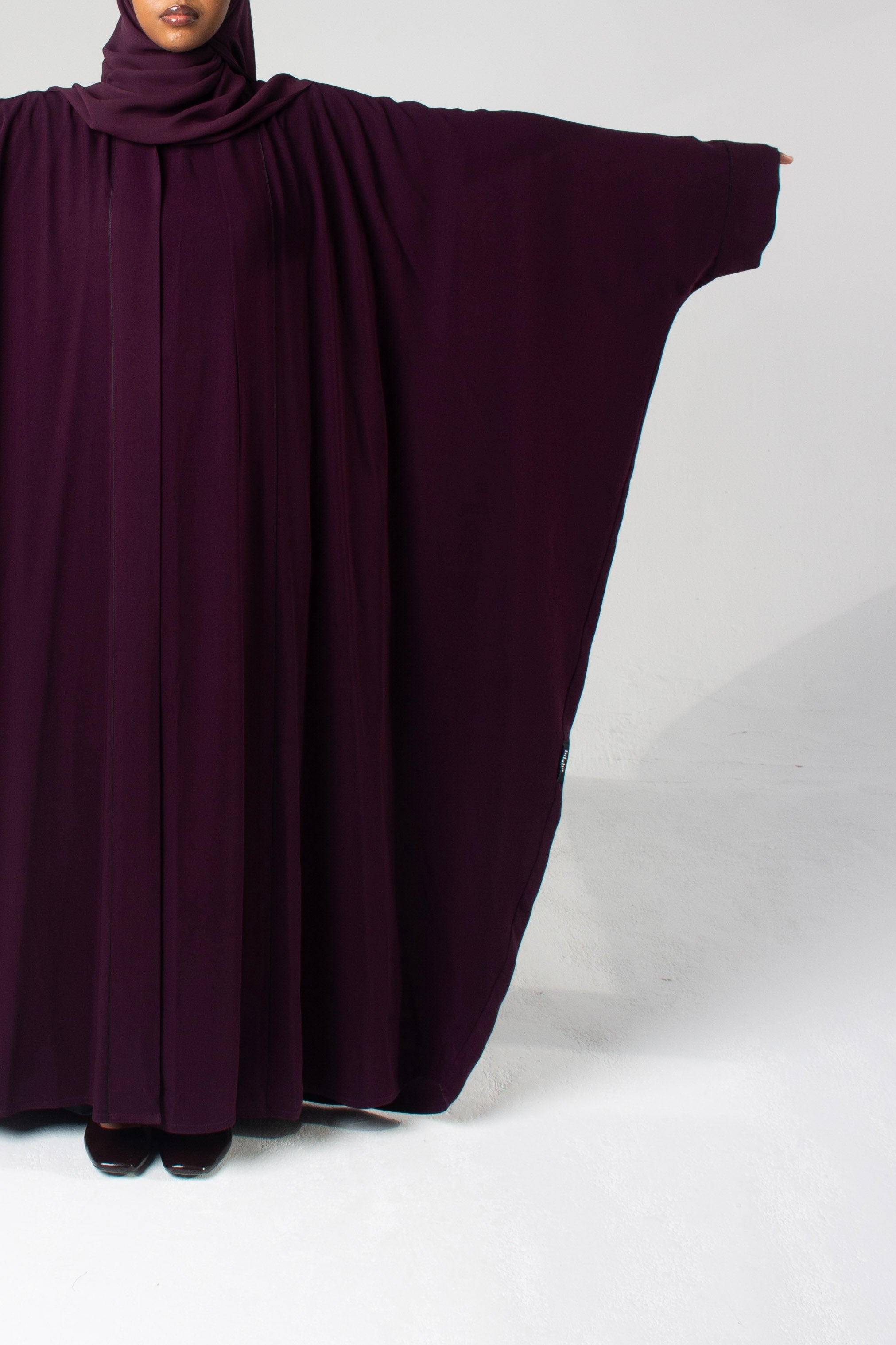 Grape Open Abaya