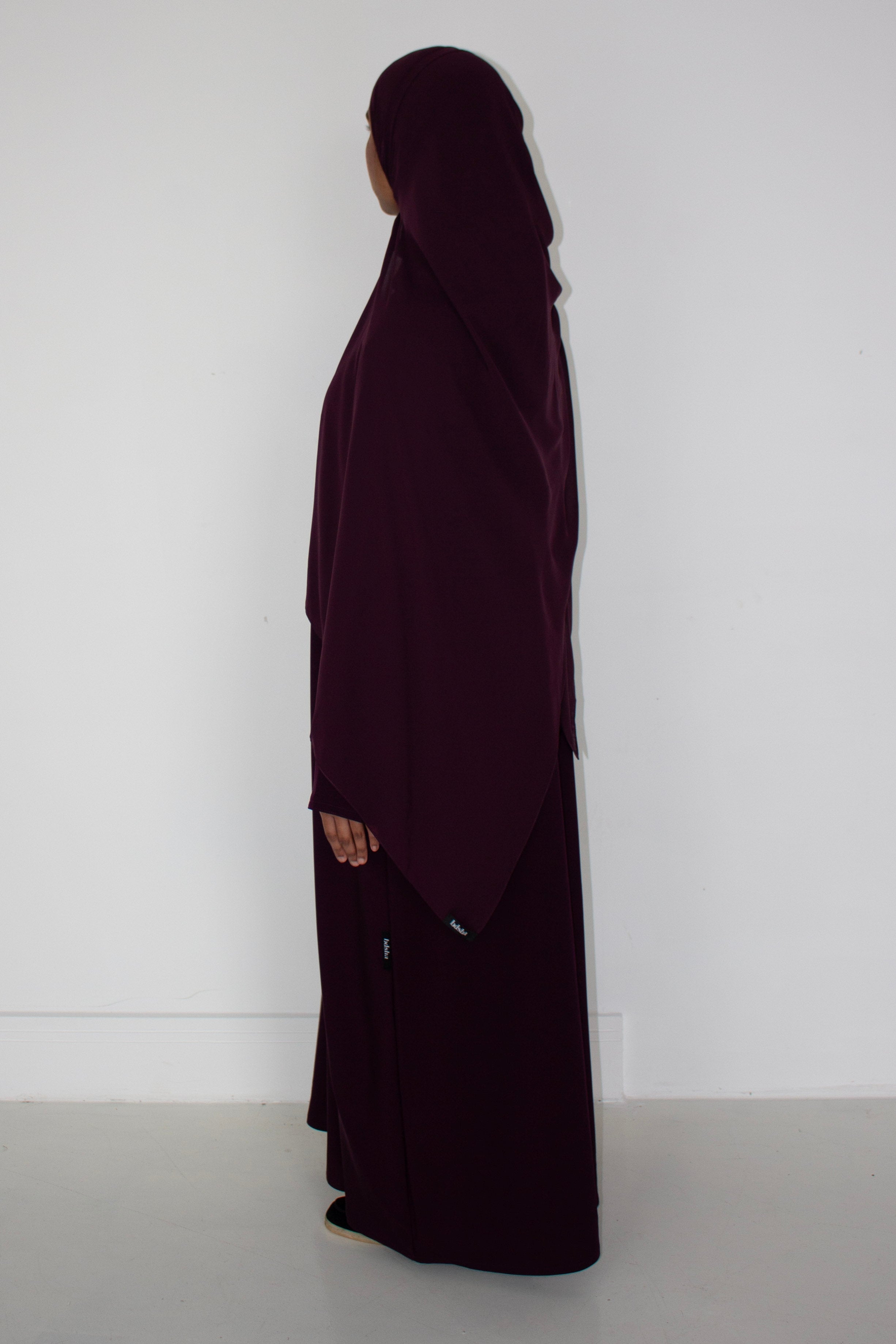 Grape Closed Abaya
