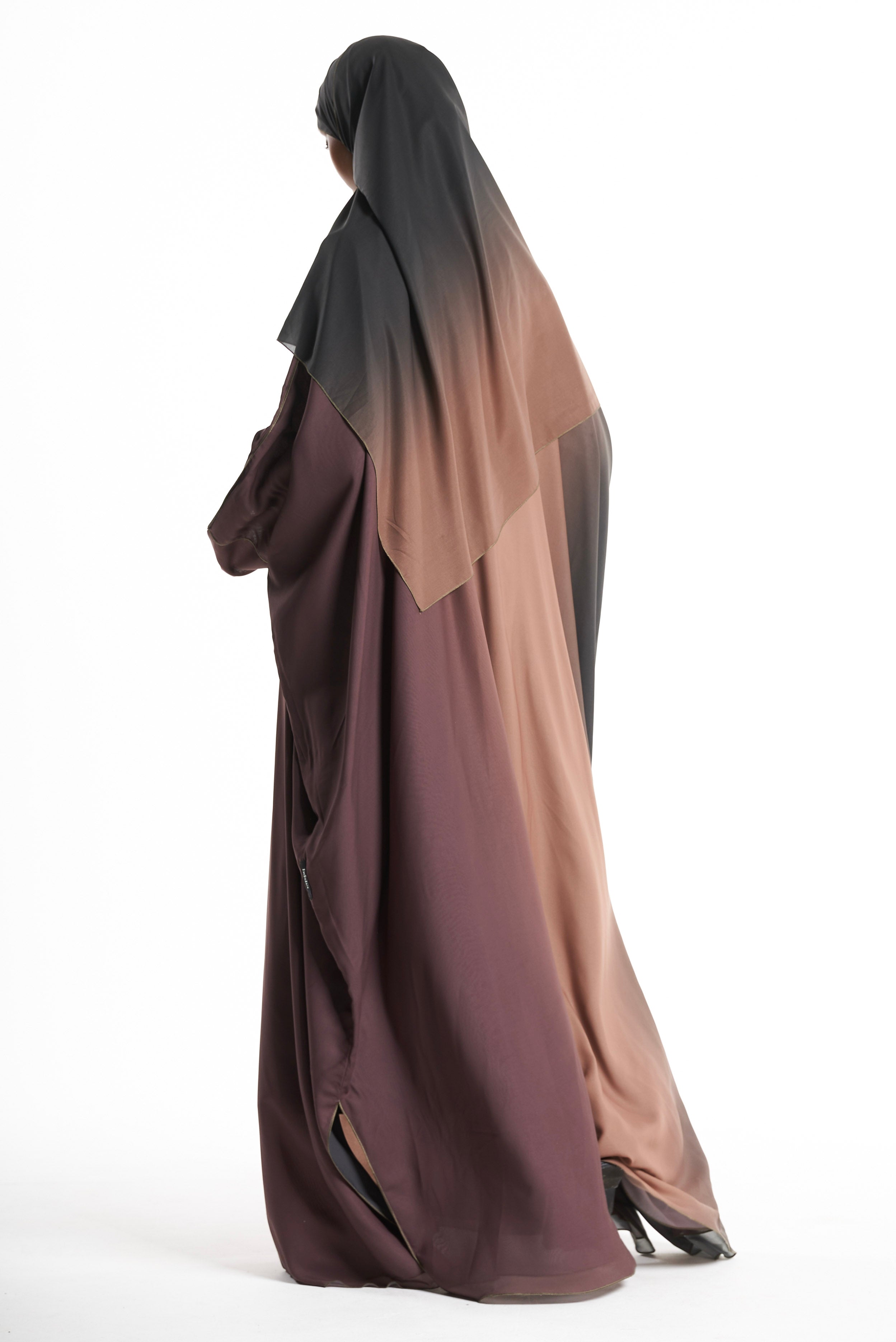 Sahra صحراء