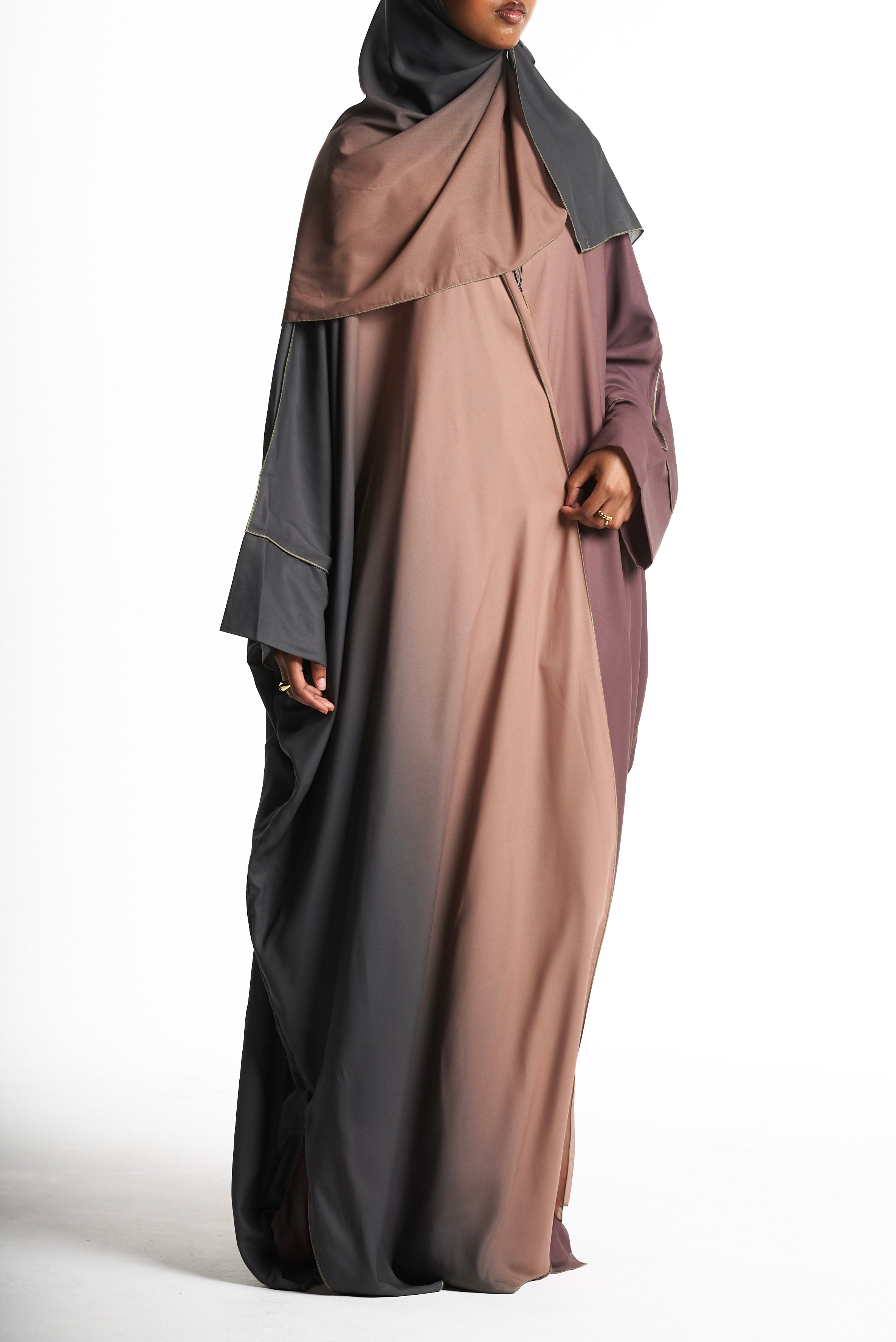 Sahra صحراء